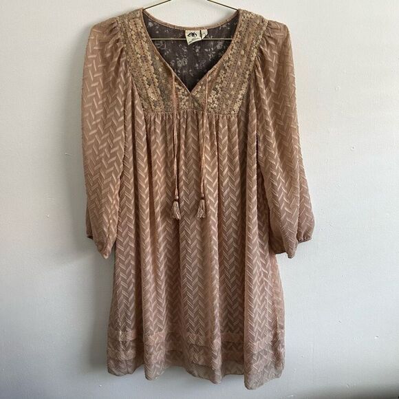 One September Chevron Print Tasseled Peasant Baby Doll Dress Light Pink Medium - Picture 1 of 11